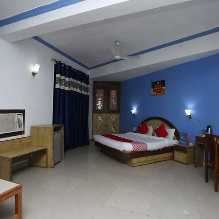 Oyo 5667 Katra Continental Hotell Eksteriør bilde