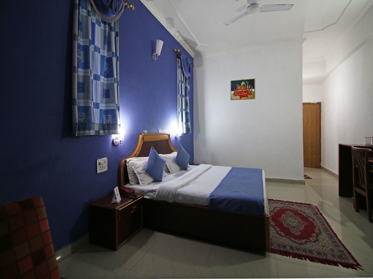 Oyo 5667 Katra Continental Hotell Eksteriør bilde